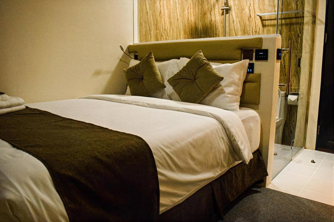 Cebu Dulcinea Hotel And Suites-Mactan Airport Hotel Lapu-Lapu City Zewnętrze zdjęcie