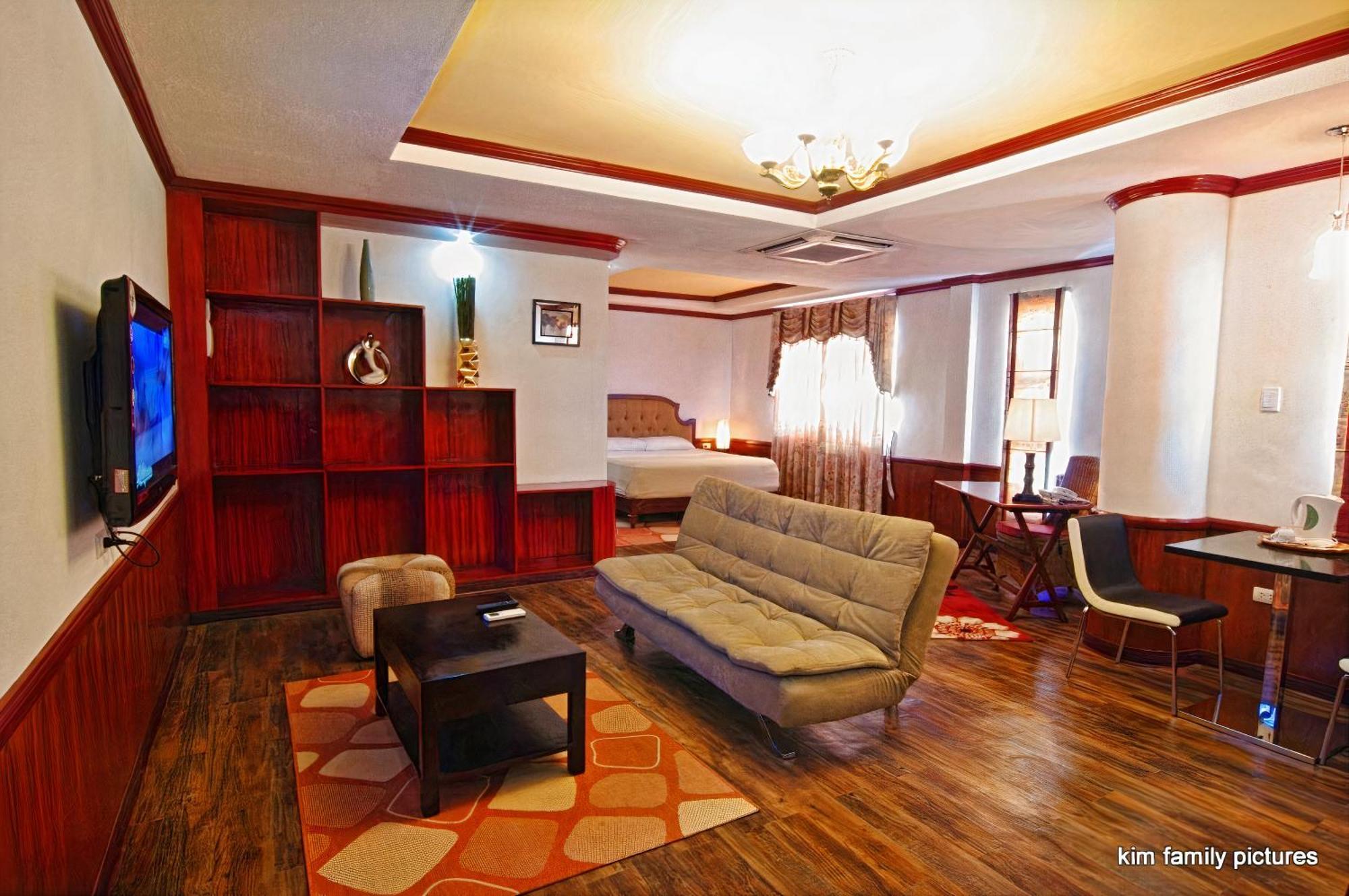 Cebu Dulcinea Hotel And Suites-Mactan Airport Hotel Lapu-Lapu City Zewnętrze zdjęcie