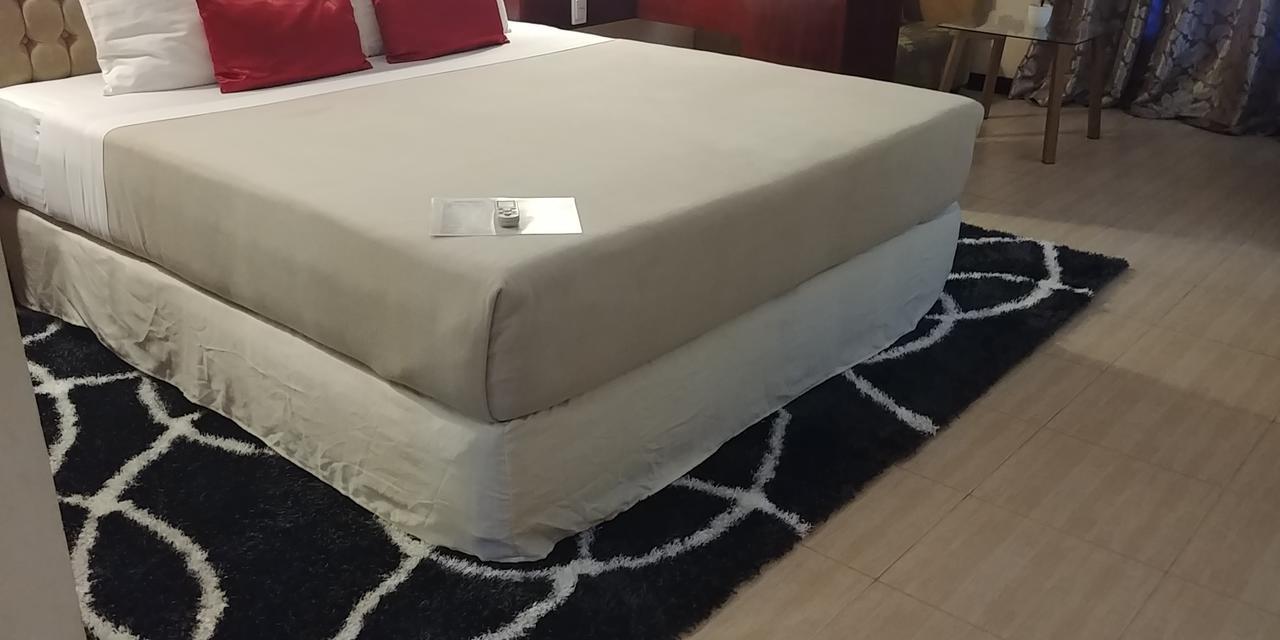 Cebu Dulcinea Hotel And Suites-Mactan Airport Hotel Lapu-Lapu City Zewnętrze zdjęcie